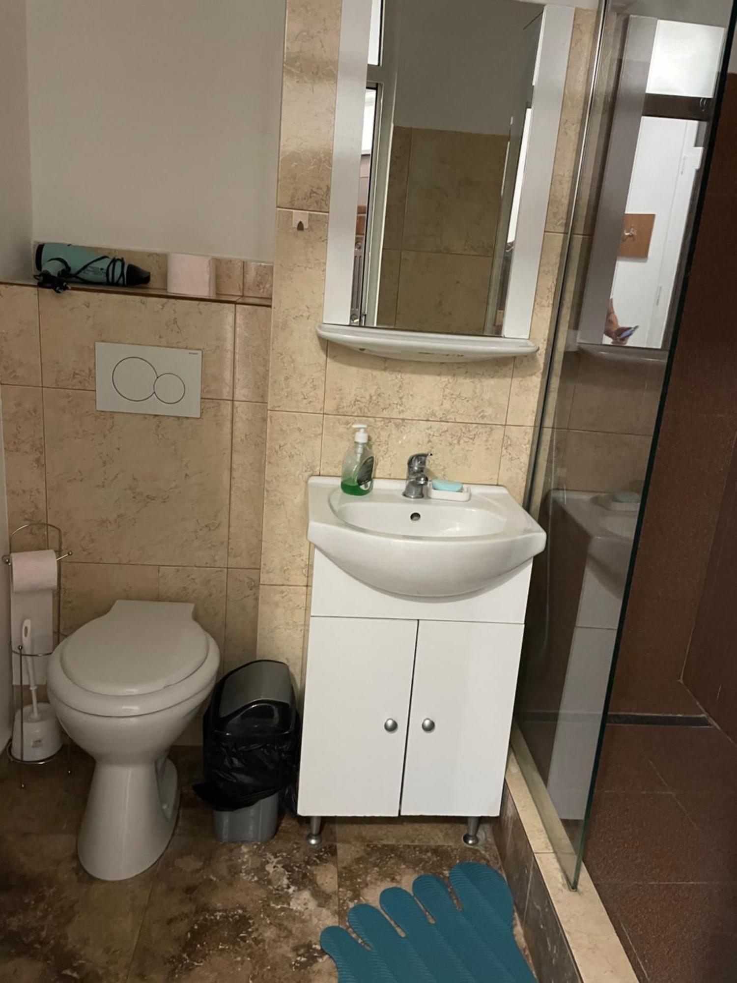 Nikolasstudiocenter Ploieşti Exteriör bild
